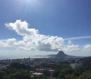 Maracanaú sol entre poucas nuvens